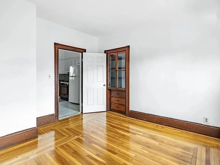 59 -61 Glenwood, Winter Hill