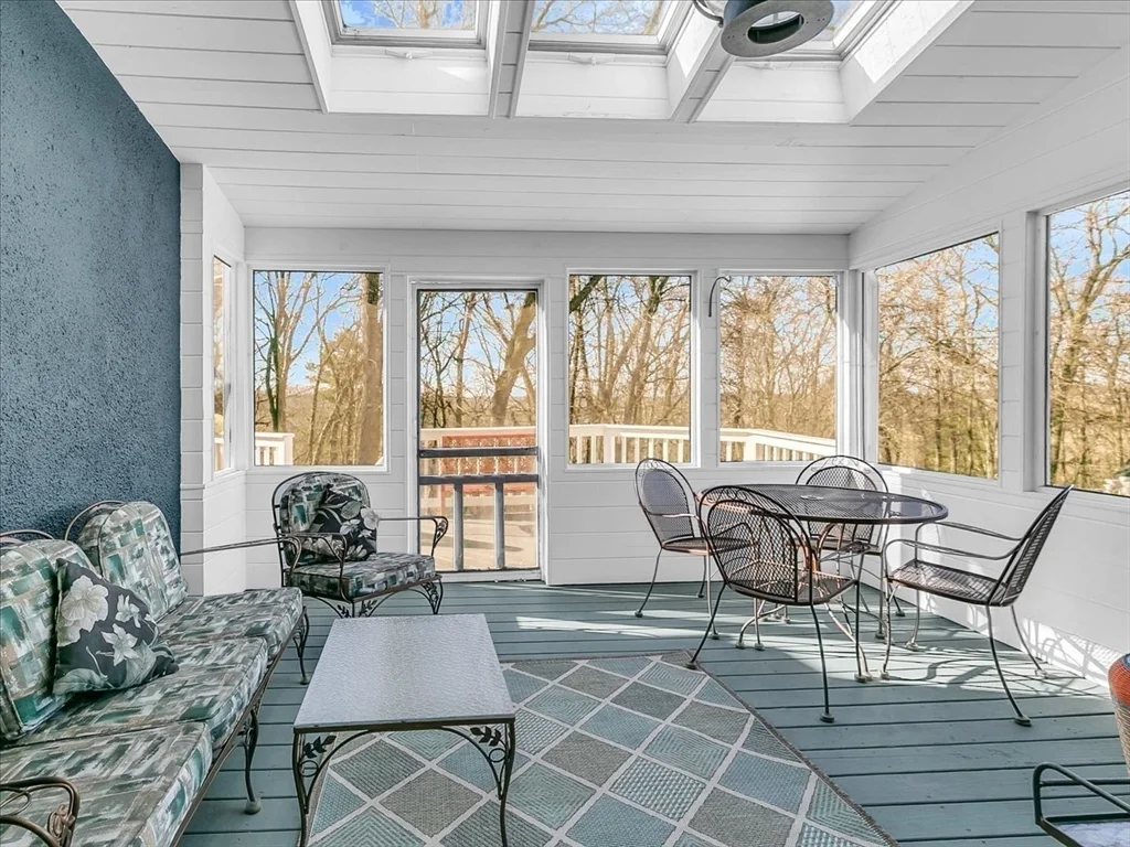 243 Upland Ave, Newton Highlands