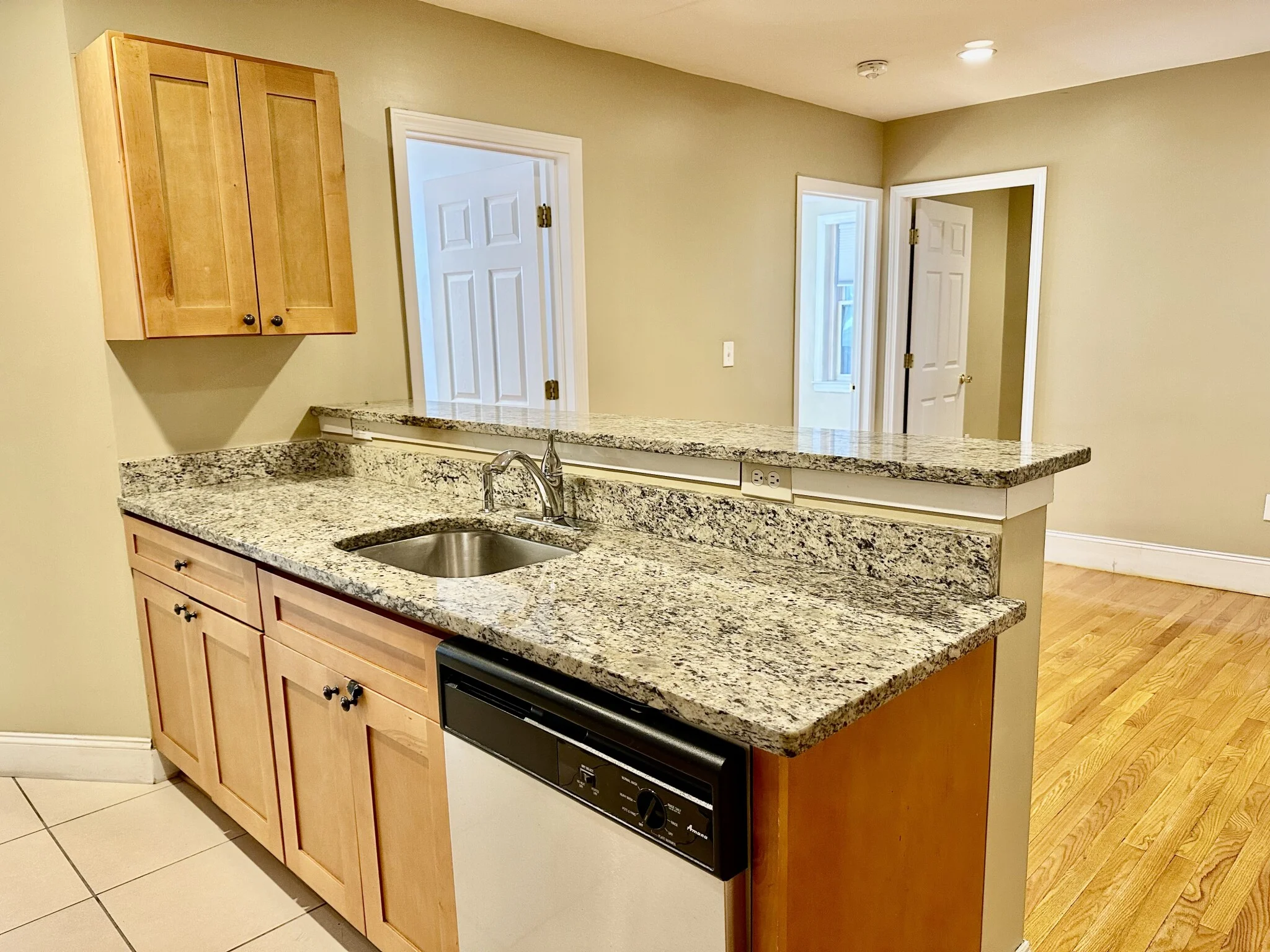 328 Saint Paul St, Brookline