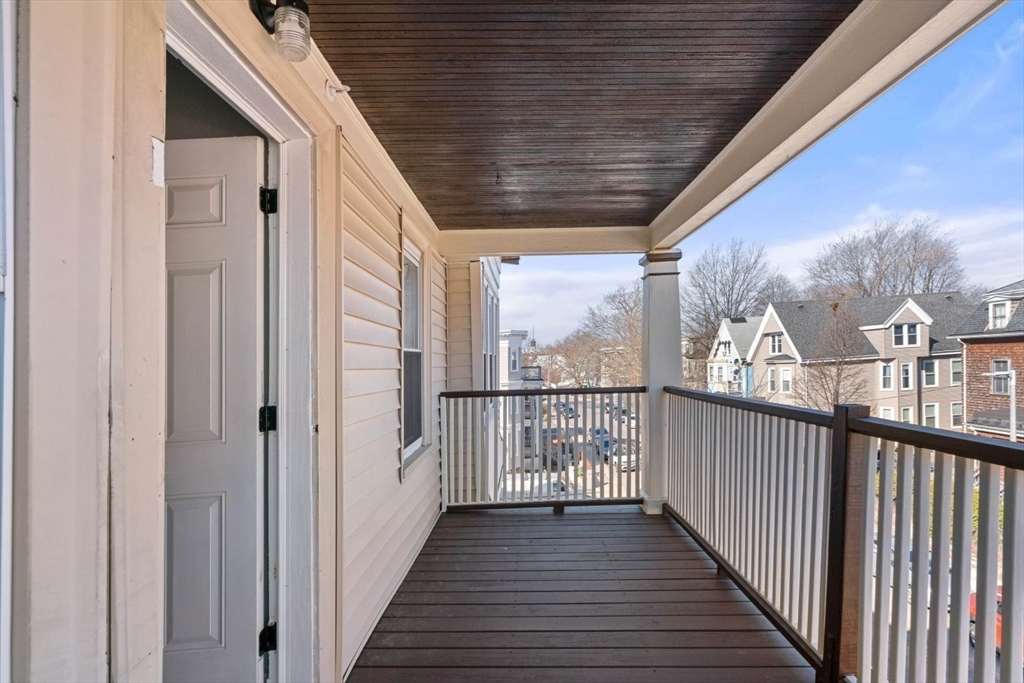 10 Centre Ave, Dorchester