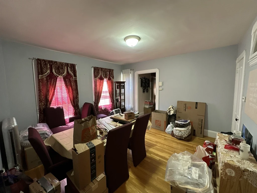 158 Neponset Ave, Dorchester