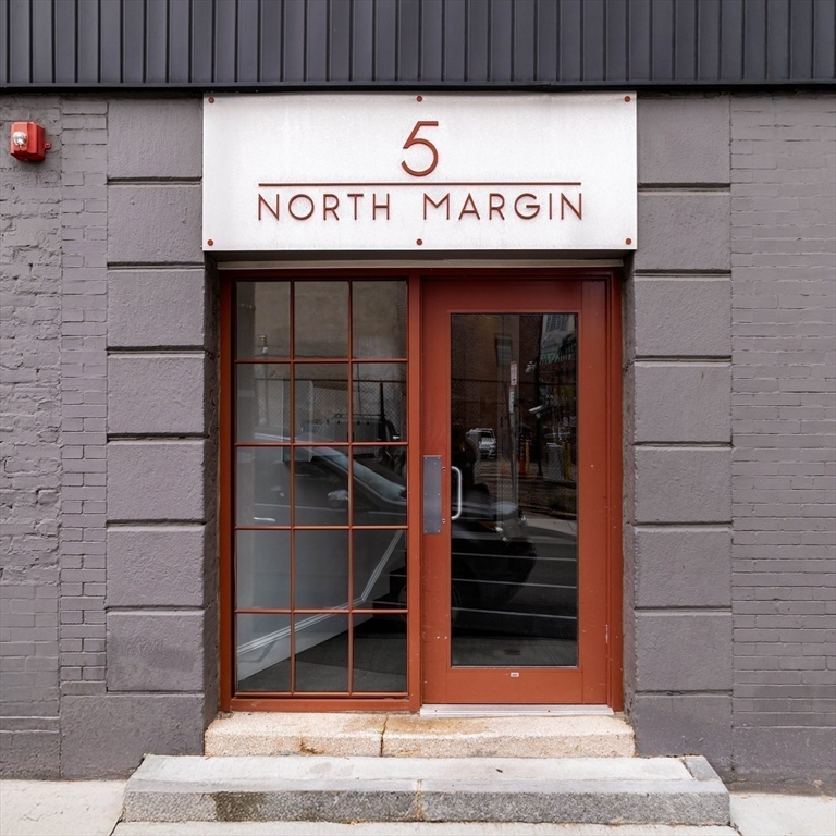 5 N Margin St, North End