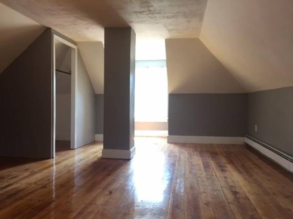 1125 Chestnut St, Newton Upper Falls