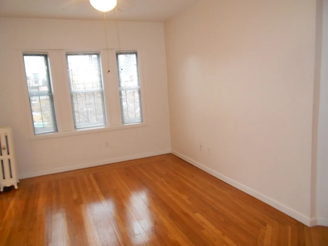 25 Edgerly Rd, Fenway