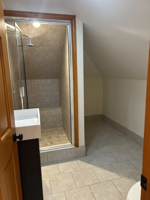 74 Fiske St, Waltham