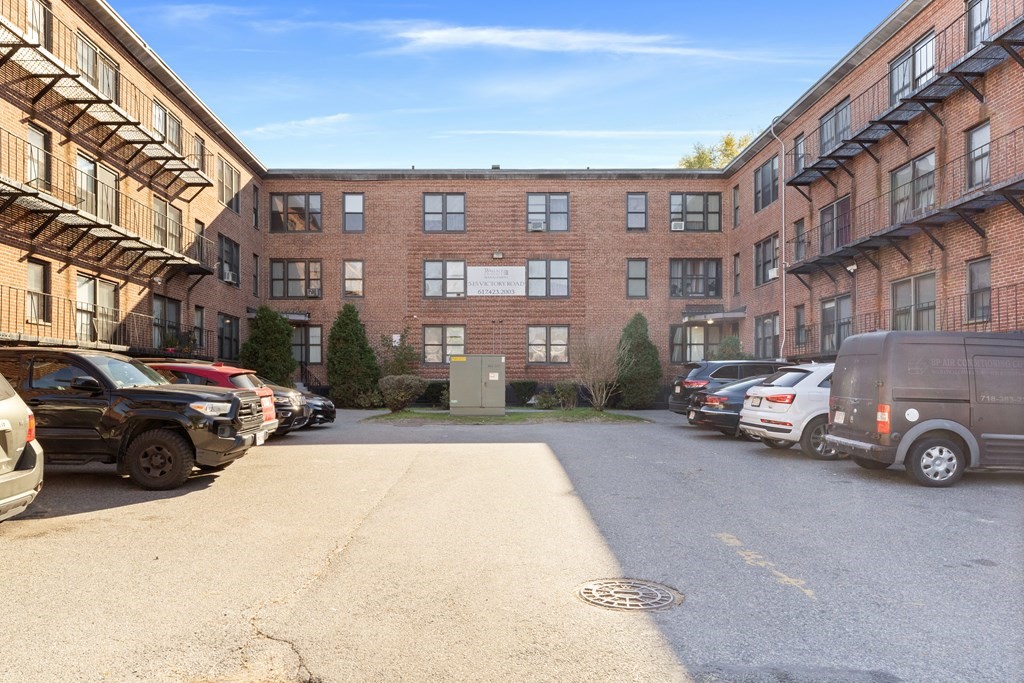 11 Victory Rd, Dorchester