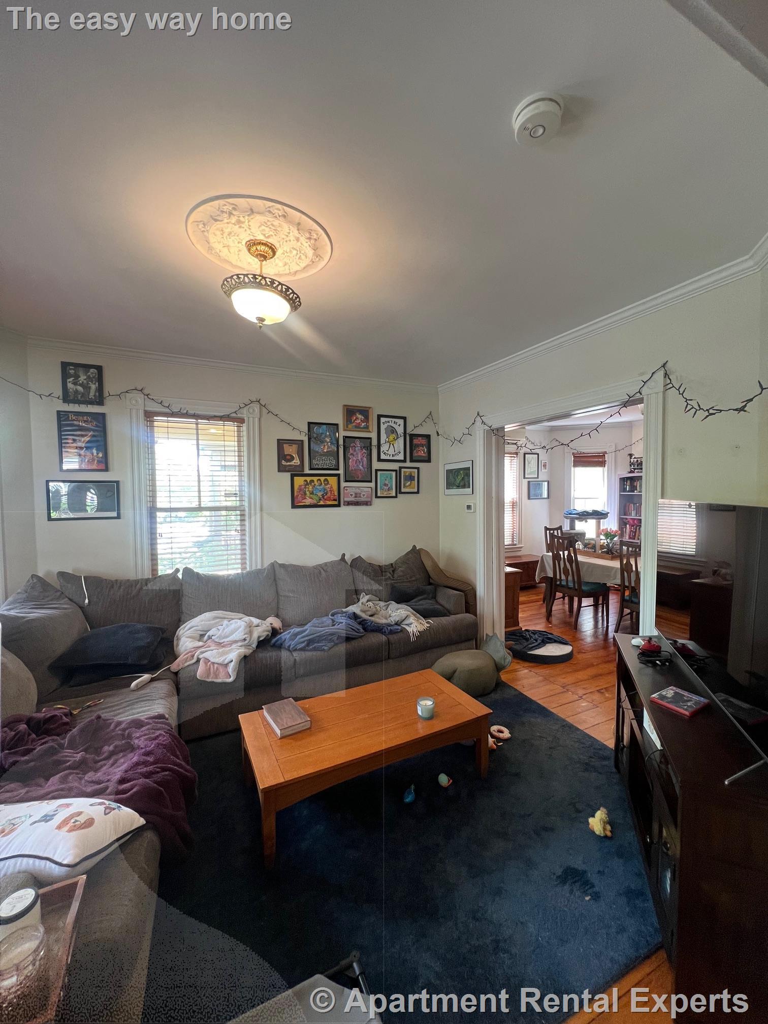 82 Holland St, Davis Square