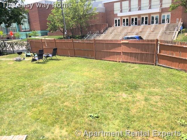 122 Frederick Ave, Tufts