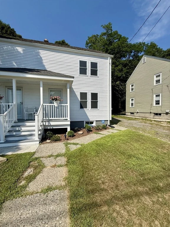 487 Mill St, Worcester