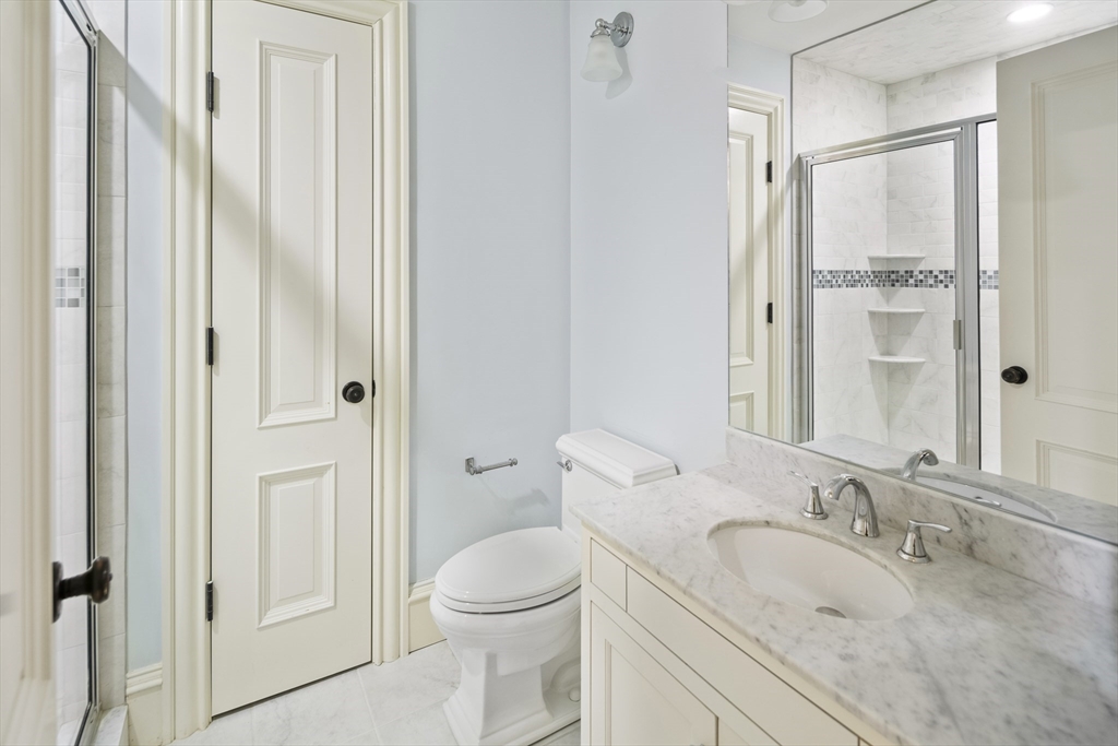 72 Drumlin Rd, Newton