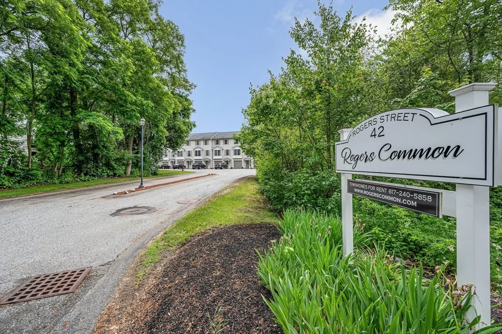 42 Rogers St, Tewksbury