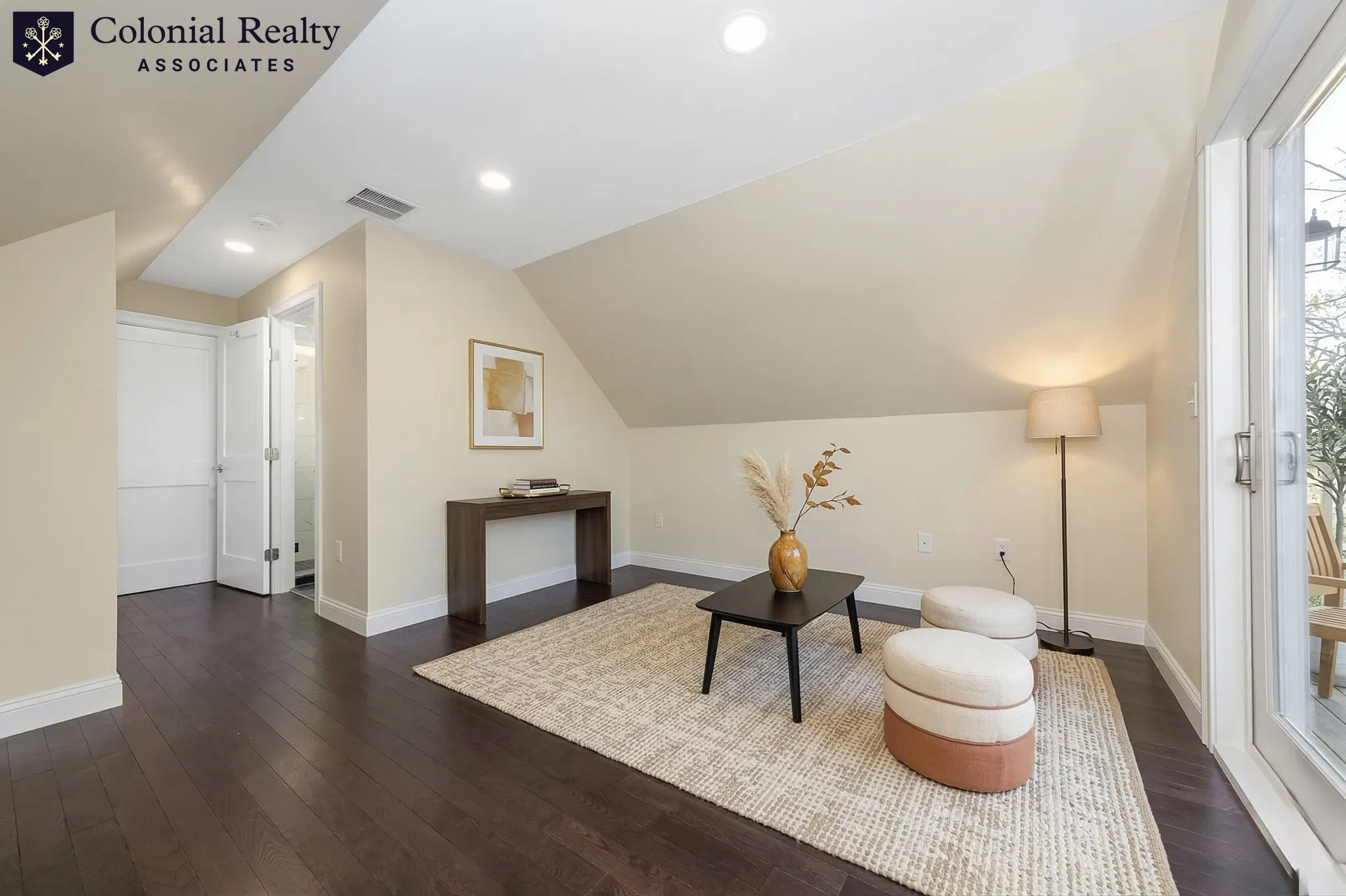 62 Bradbury Ave, Medford