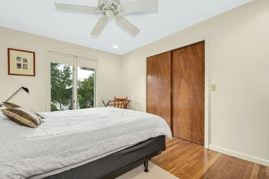 4 Upland Ave, Shrewsbury