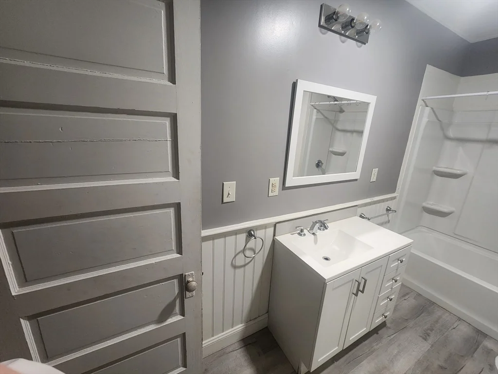 39 Elmwood, North Attleboro