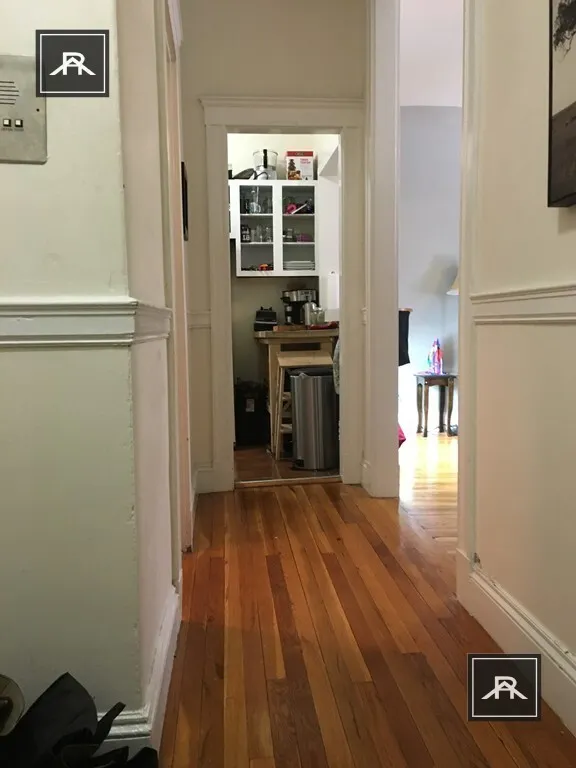 1564 Commonwealth Ave, Brighton