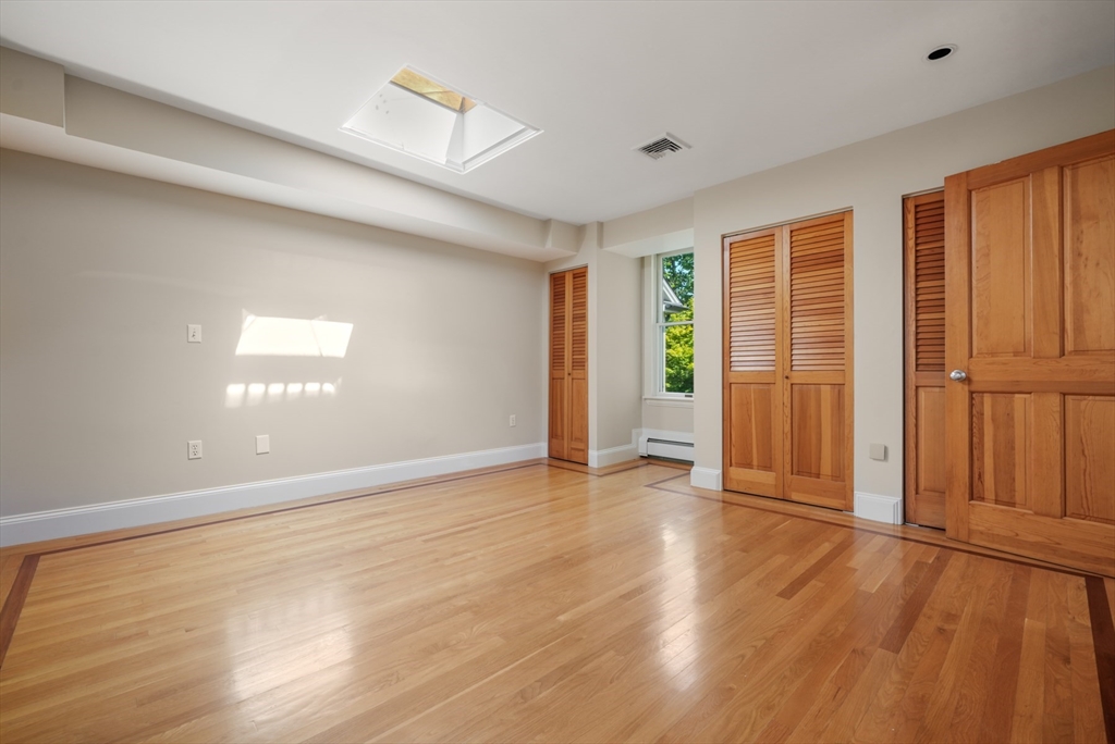 259 Mount Auburn, Harvard Square