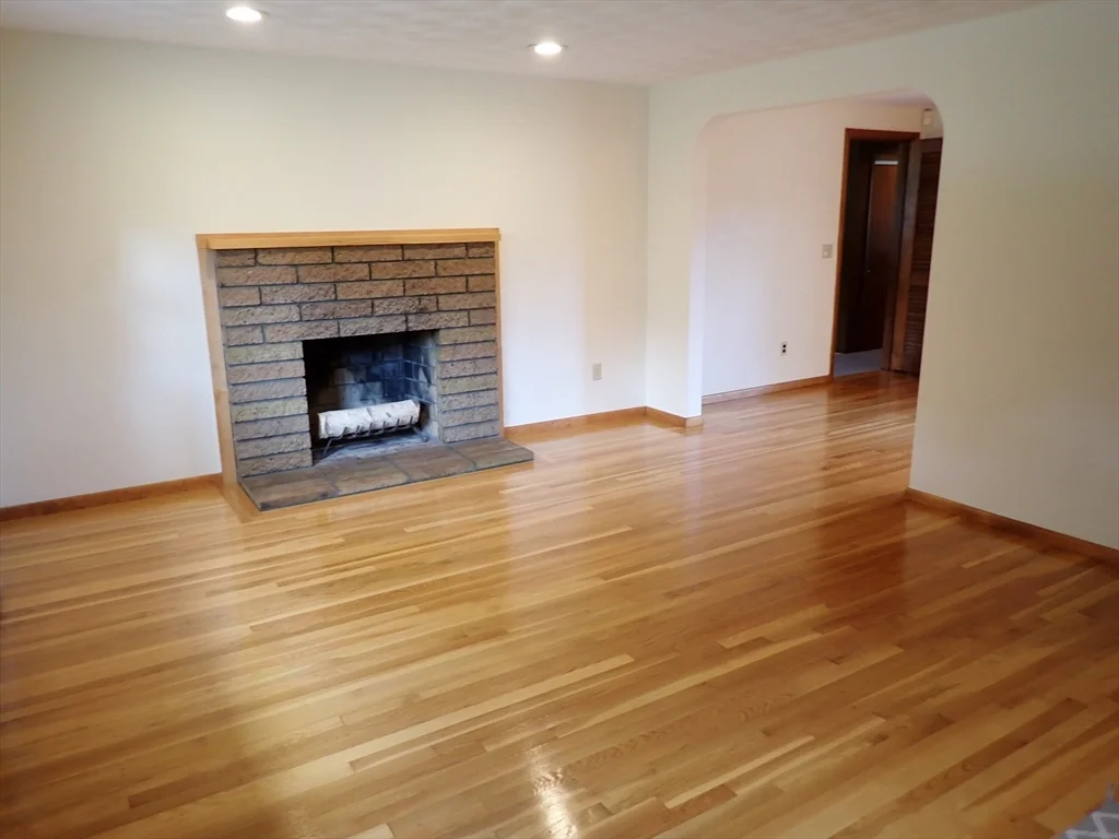 131 Jarvis Circle, Needham