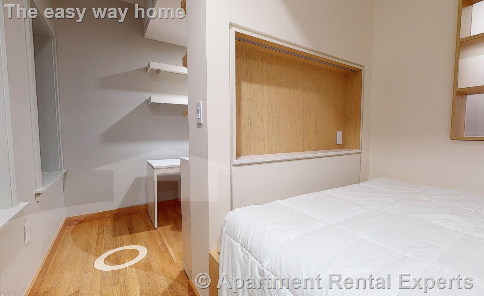 115 Mt Auburn St, Harvard Square