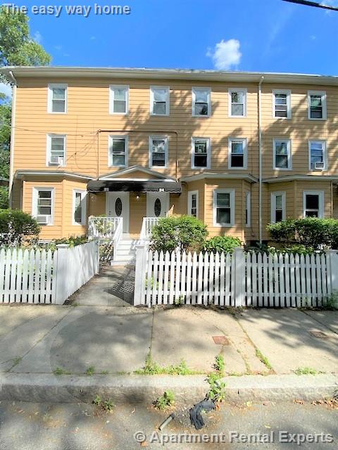 24 Cogswell Ave, Porter Square