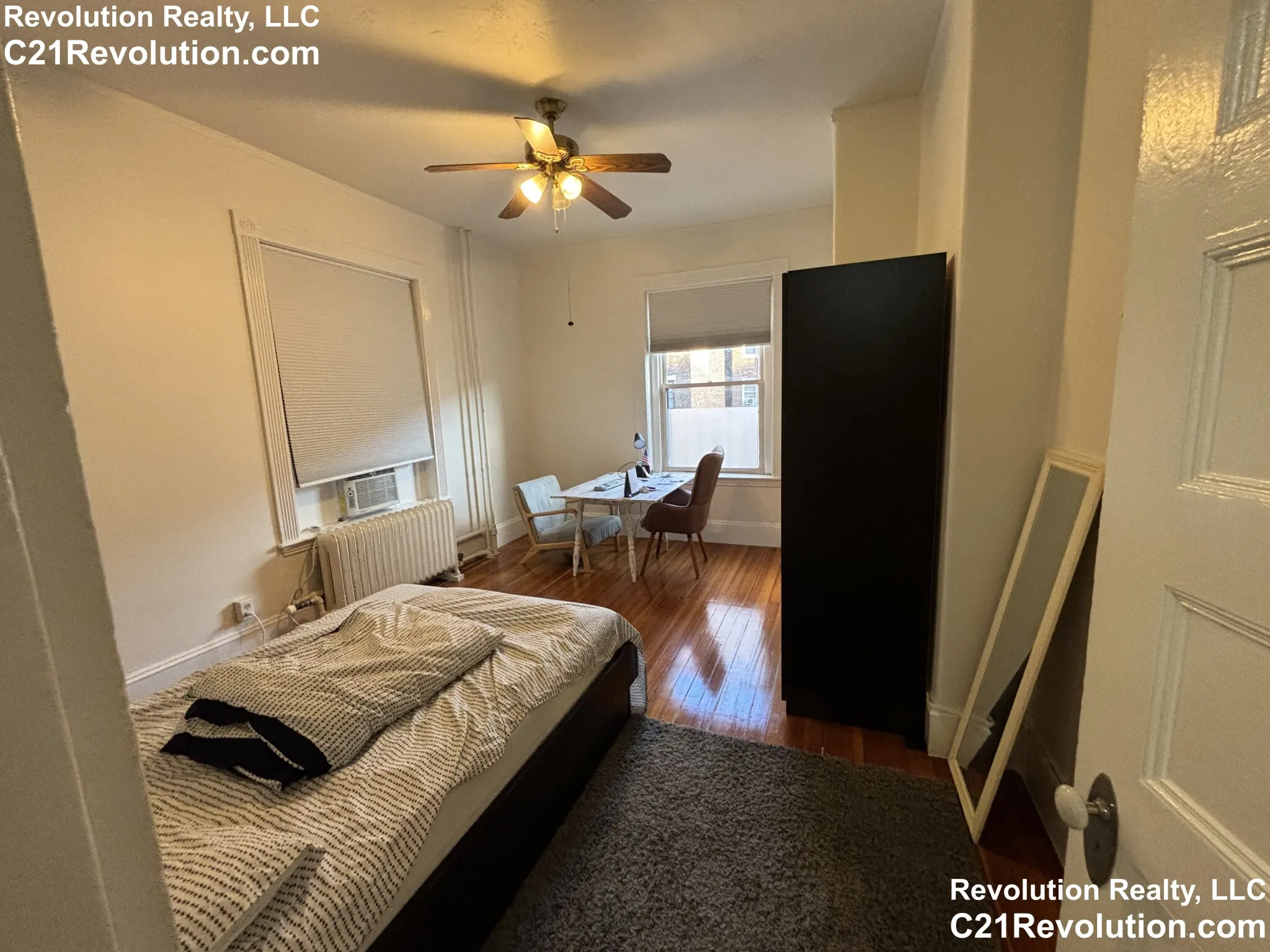 24 Peterborough St, Fenway