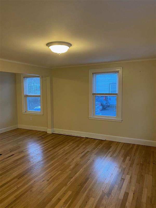 28 Linden Ave, Spring Hill