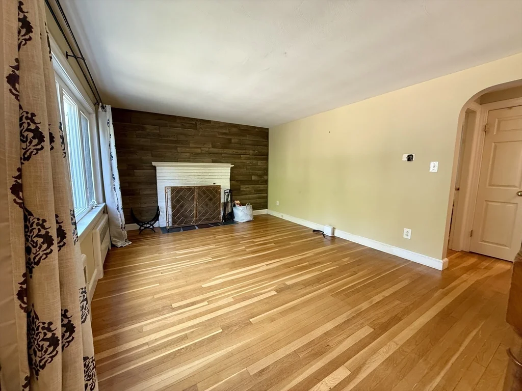 100 Stimson St, West Roxbury