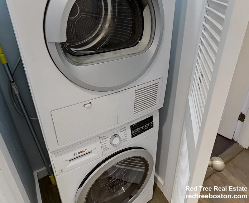 195 Commonwealth Ave, Boston