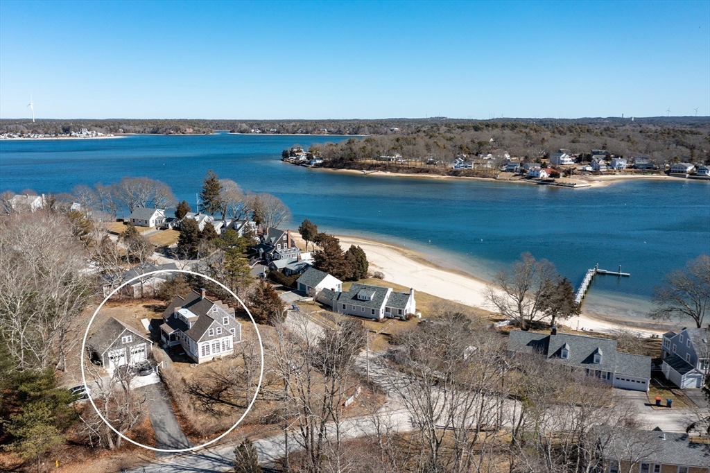 16 Jefferson Shores Rd, Cohasset Narrows