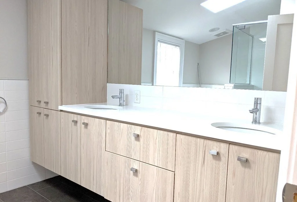 293 Broadway, The Port