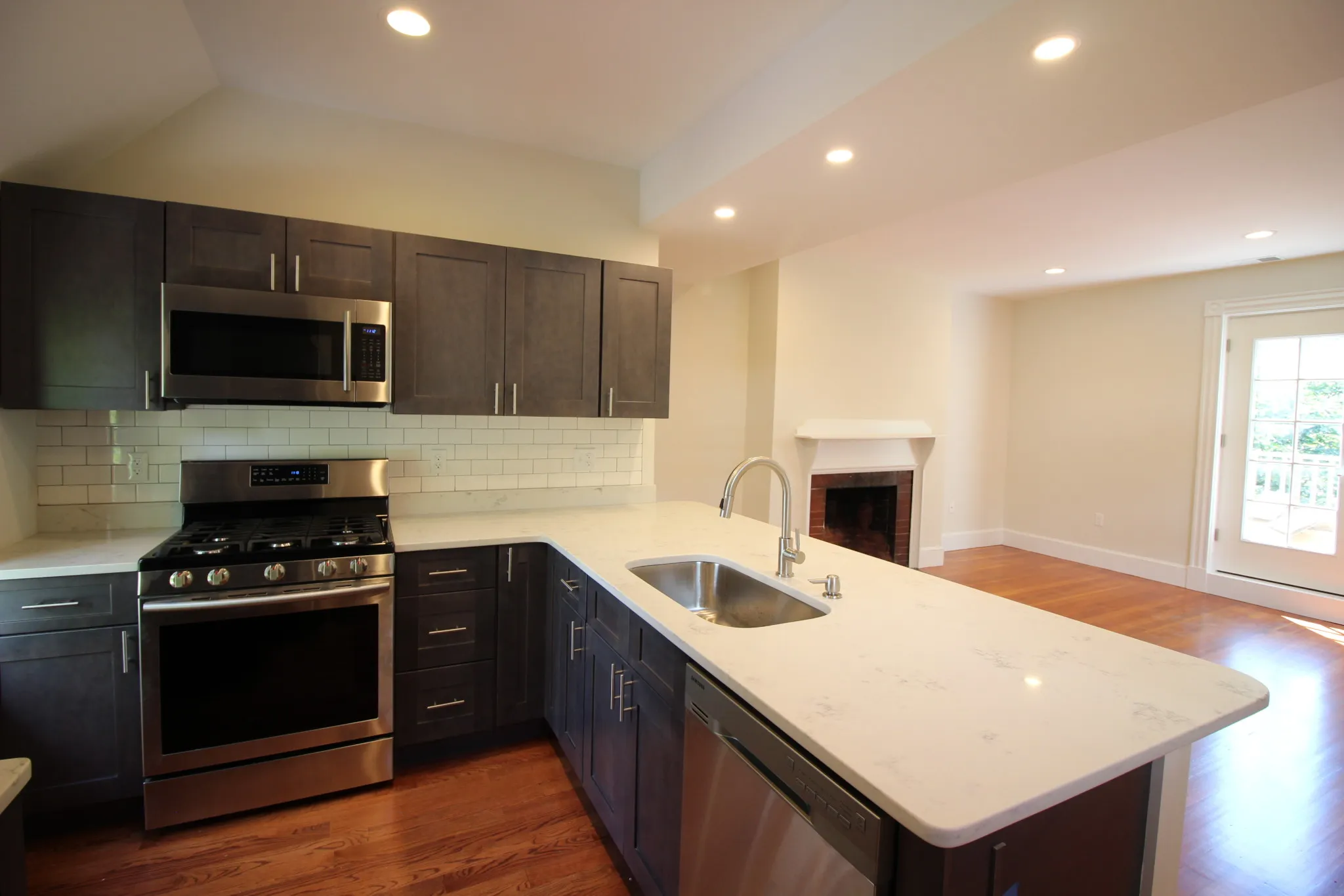 65 Beech Glen St, Roxbury