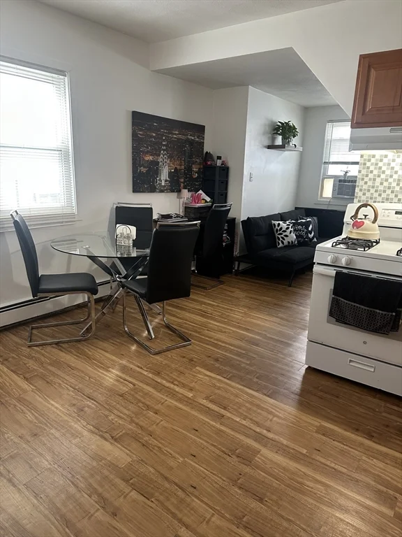 136 Walnut Ave, Revere