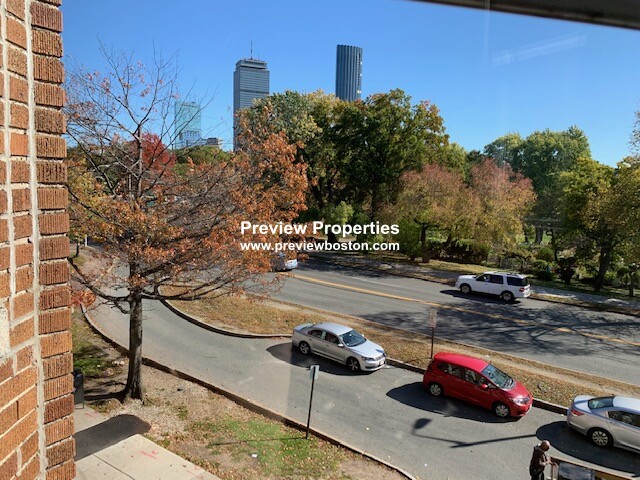 1175 Boylston St, Fenway