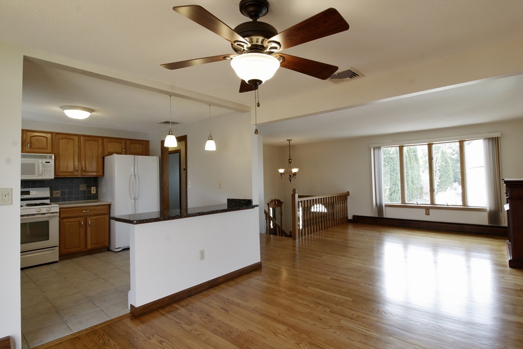 116 Bliss St, Fall River