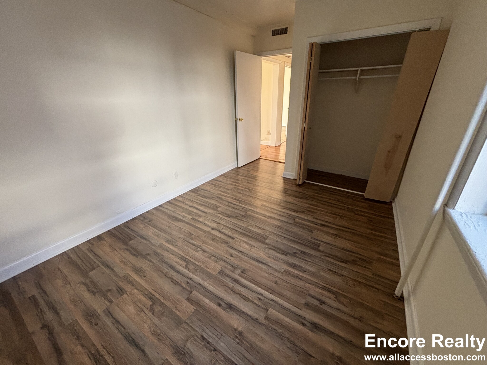 1133 Commonwealth Ave, Brighton