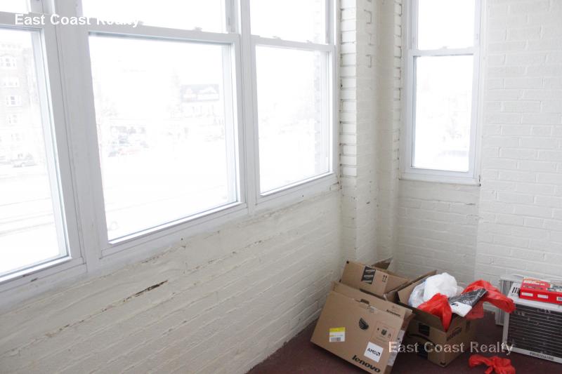 1626 Commonwealth Ave, Brighton