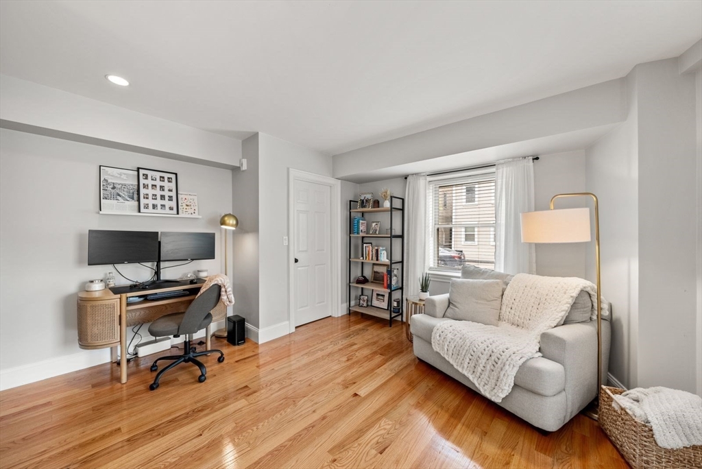 120 West 7th, South Boston