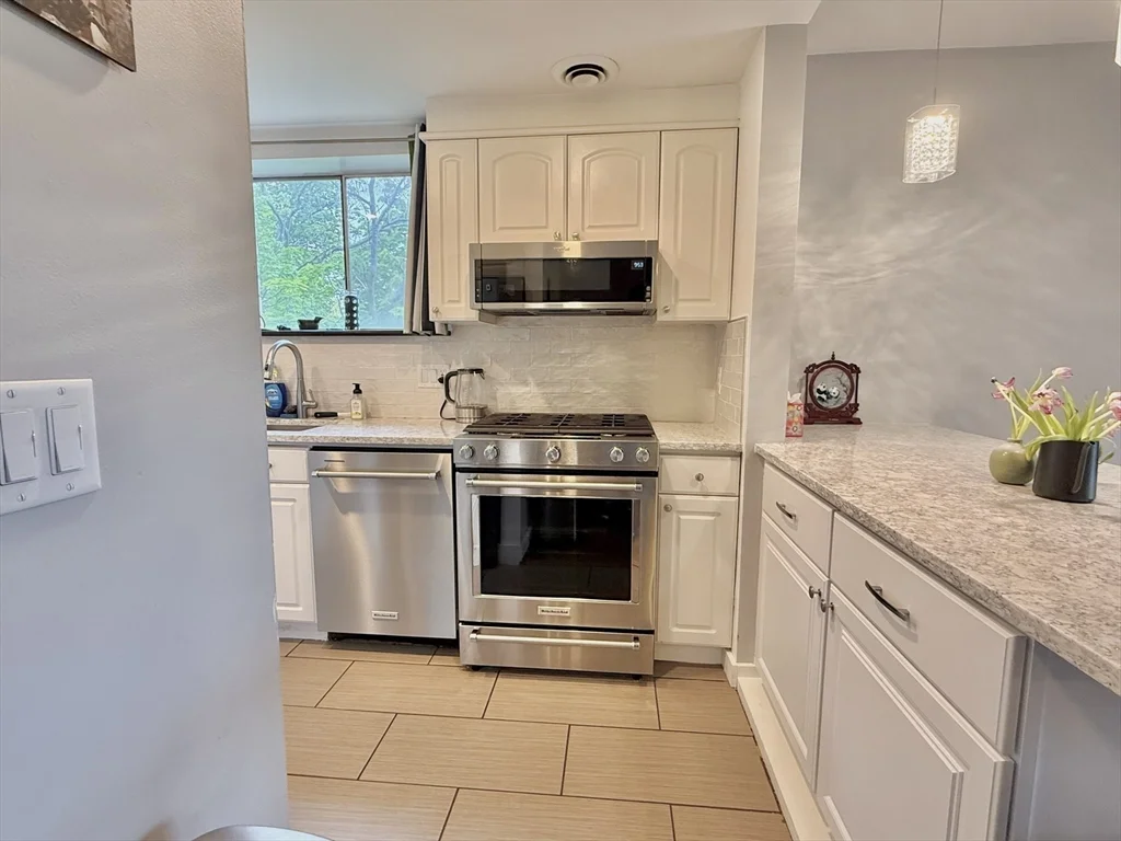 20 Stearns, Coolidge Corner
