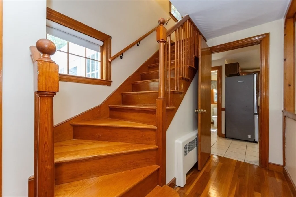 15 Lexington St, Burlington