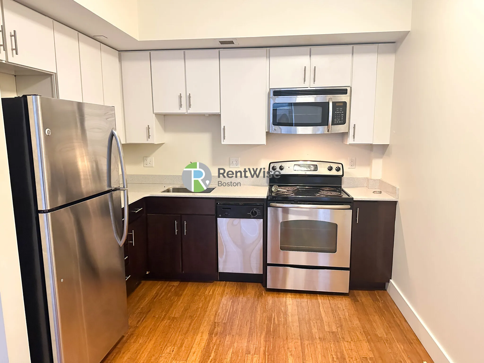 8 Winter St, Downtown