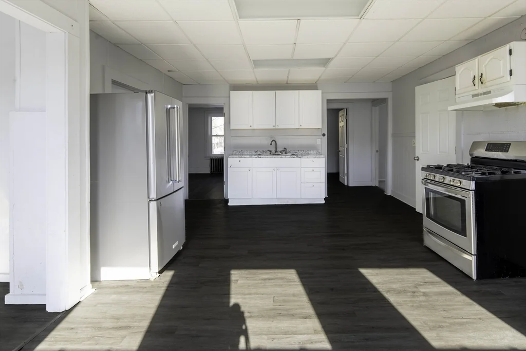 30 Chestnut St, Fitchburg