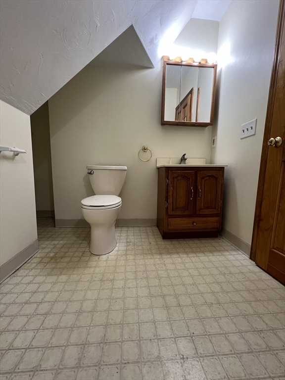 59 Dewey Rd, Braintree