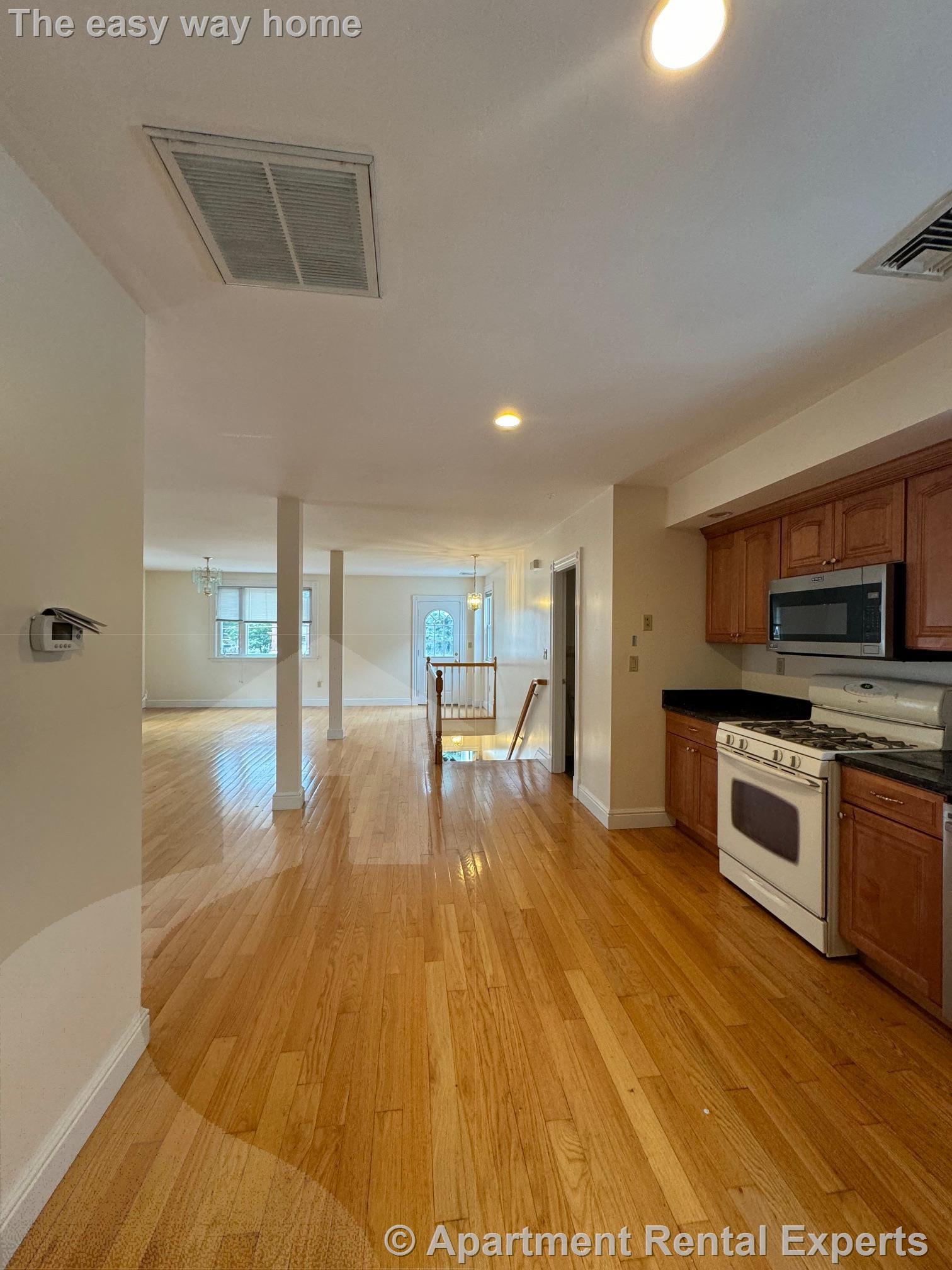 69 School St, Union Square