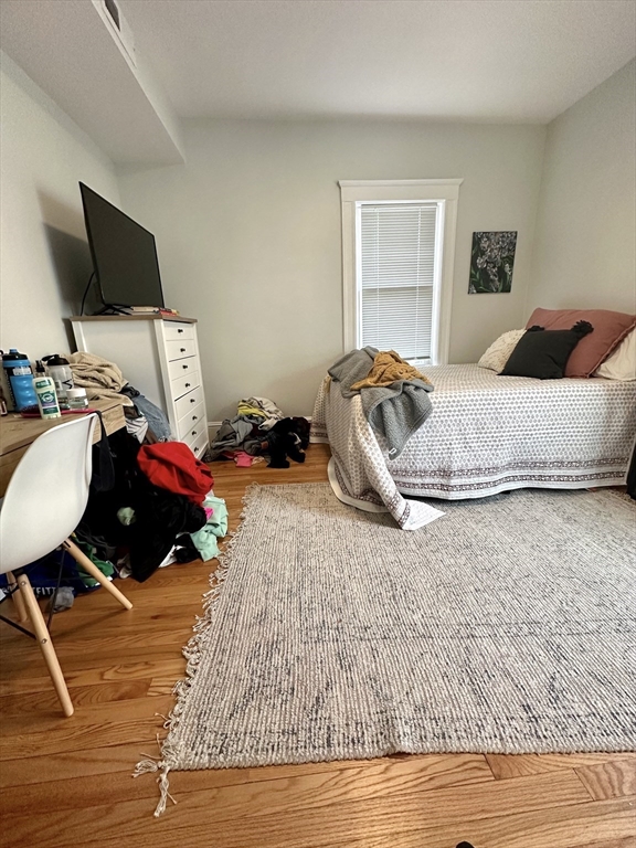 99 Kilsyth Rd, Brighton