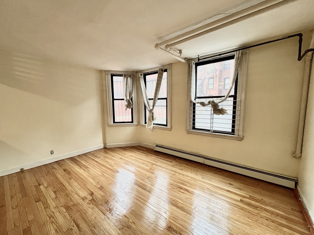 337 Beacon St, Back Bay