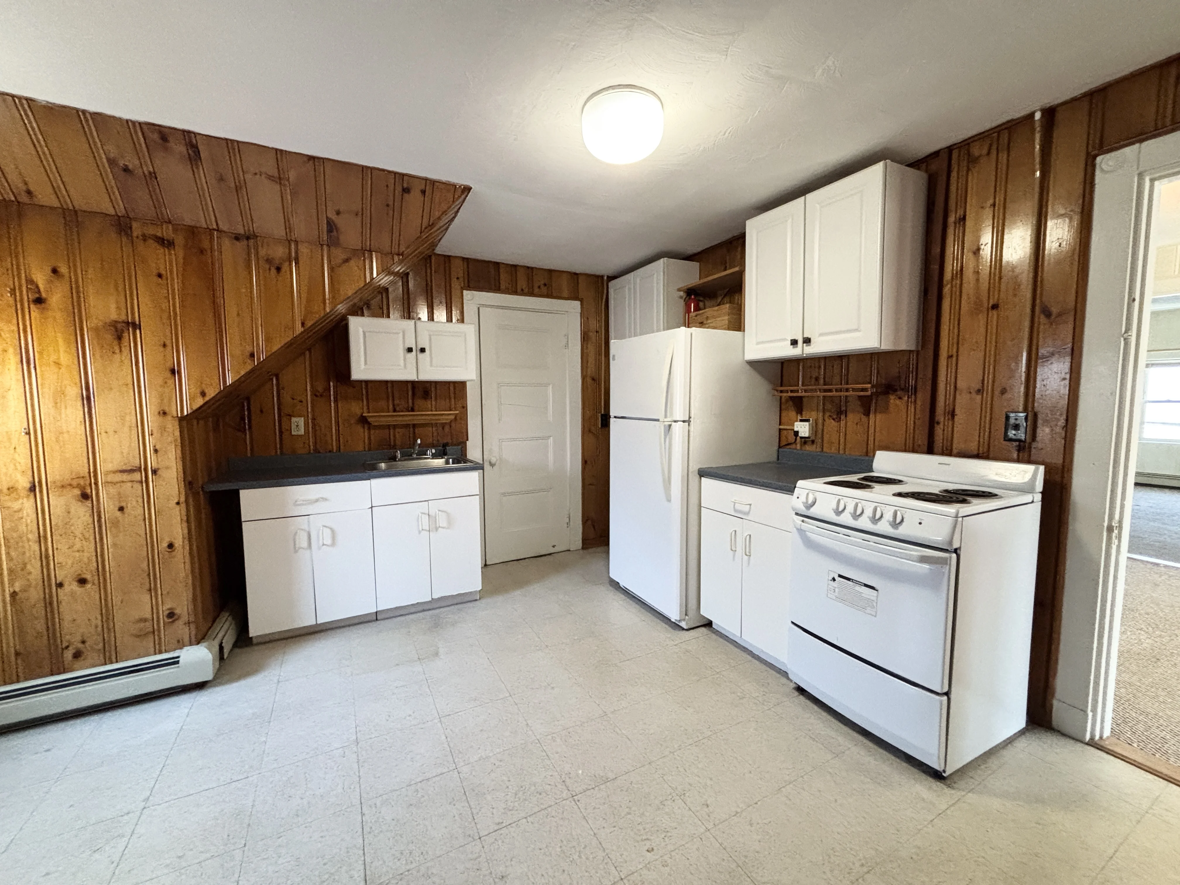 21 Osborne Rd, North Brookline