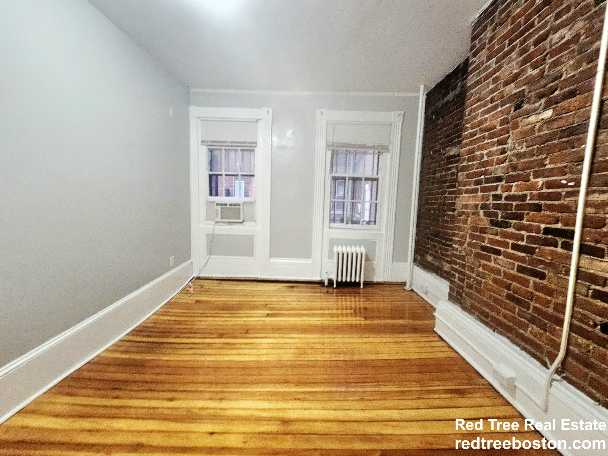 2 Champney Pl, Beacon Hill