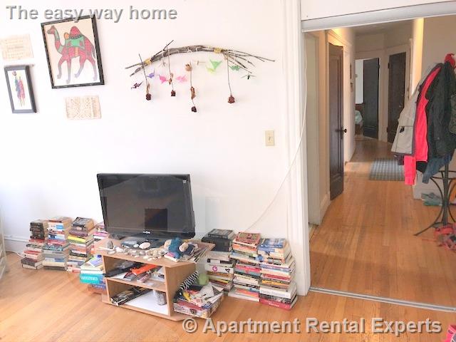 172 Maple St, Malden Center