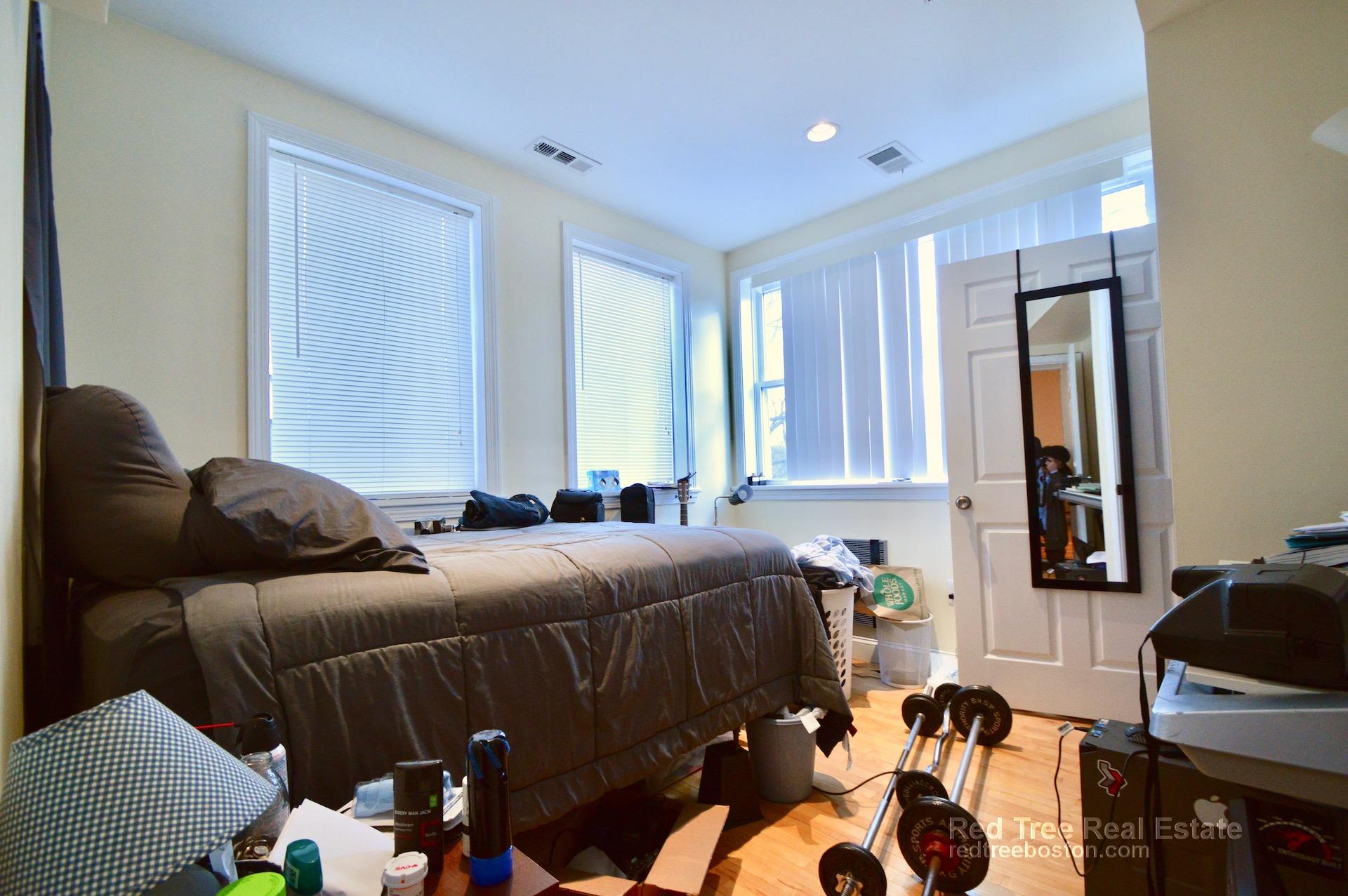 1801 Beacon St, Brookline