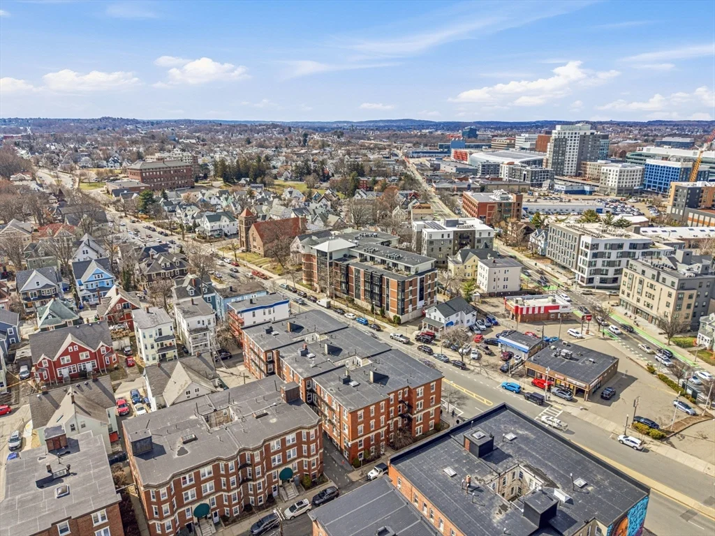 533 Cambridge St, Allston