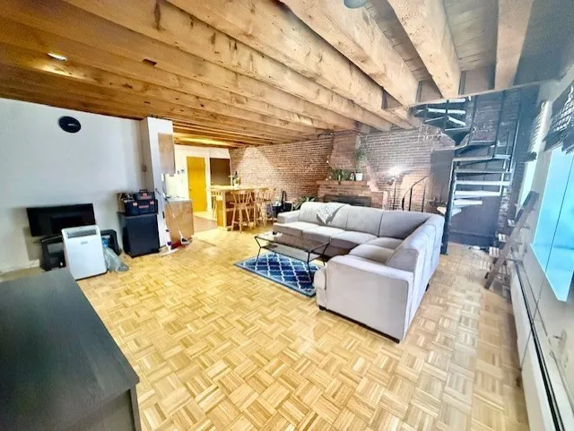 57 Fulton St, North End